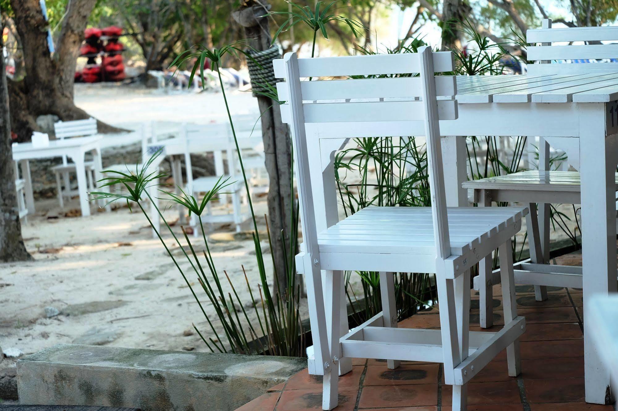Nimmanoradee Resort - Sha Plus Certified Koh Samet Exterior foto