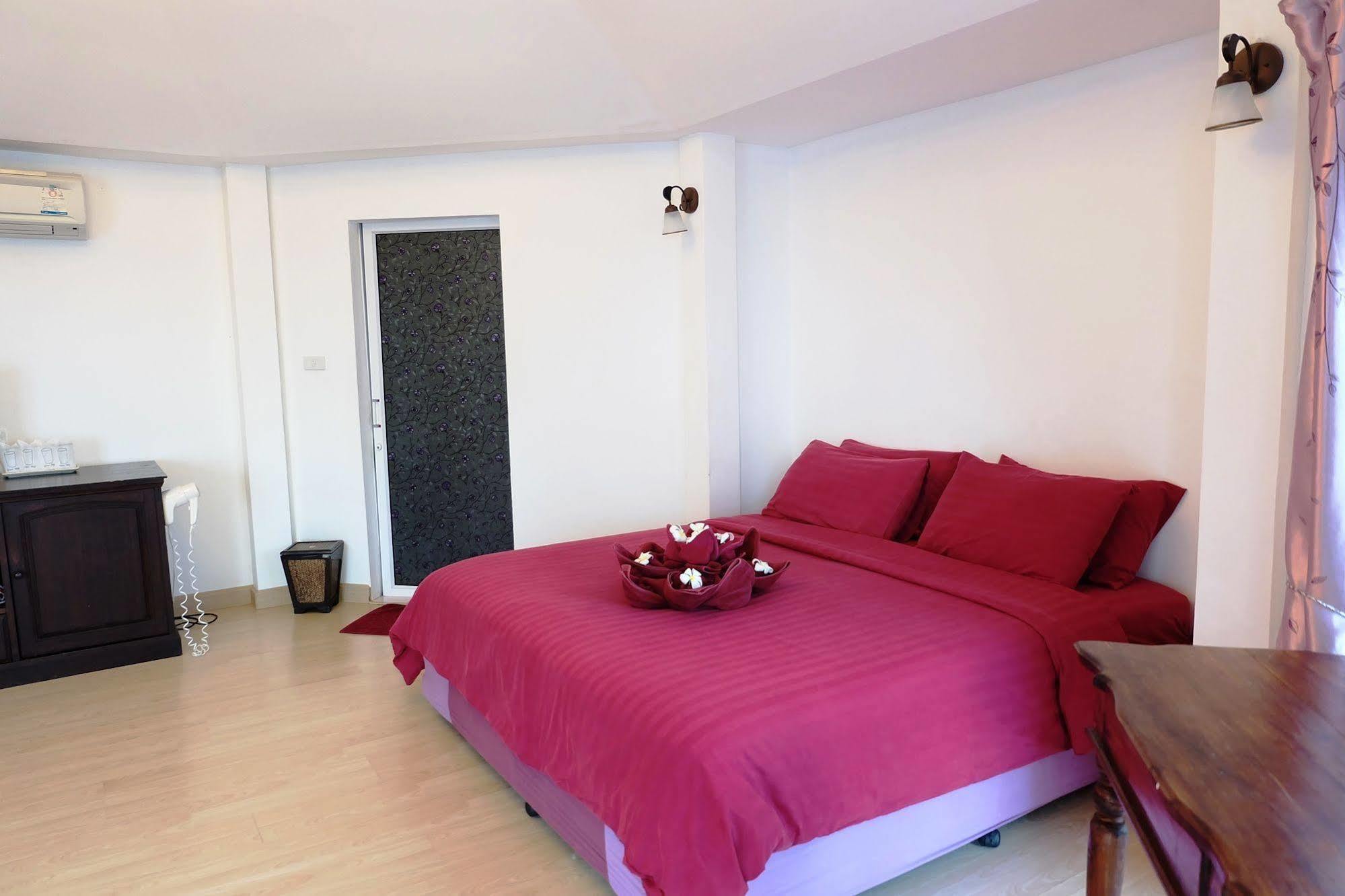 Nimmanoradee Resort - Sha Plus Certified Koh Samet Exterior foto